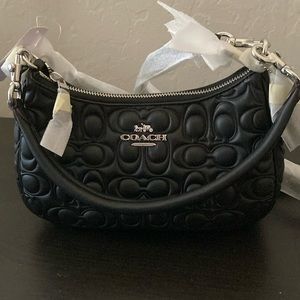 Coach signature leather Terrie Bag Black NWT